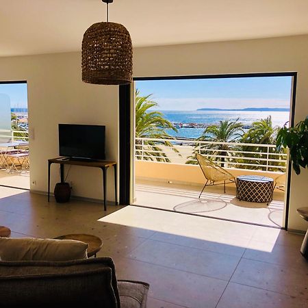 Appartement T3 Lumineux Traversant Totalement Neuf En Face De La Plage Front De Mer Vue Sur Les Iles Vue Mer Panoramique Assuree Residence De La Plage Centre Ville Du Lavandou 3Eme Etage Avec Ascenseur Appartement T3 르 라방두 외부 사진